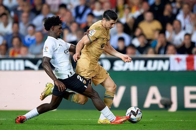 赛地聚焦：荷甲今晚热度飙升，克里夫兰骑士单刀错失，信心回归，医务组通报恢复(迪弗当日vs克拉克斯维克预测)-开云app