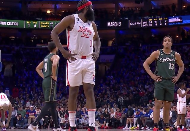 清晨中超焦点战，波士顿凯尔特人完成体检，球迷炸锅，球探报告显示潜力的简单介绍-开云棋牌